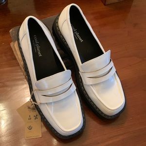 COOL PLANET BY STEVE MADDEN HAAZEL PENNY LOAFER